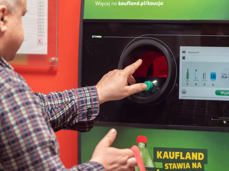 System kaucyjny po roku – dane, problemy i wnioski